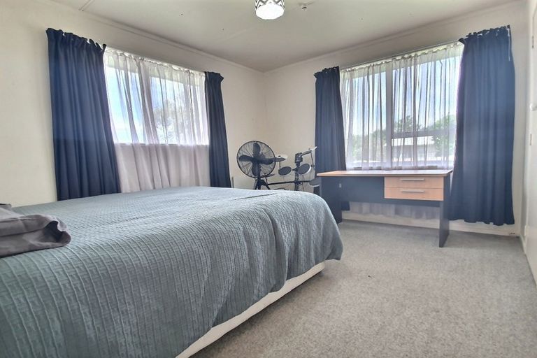 Photo of property in 52 Robinson Crescent, Tamatea, Napier, 4112