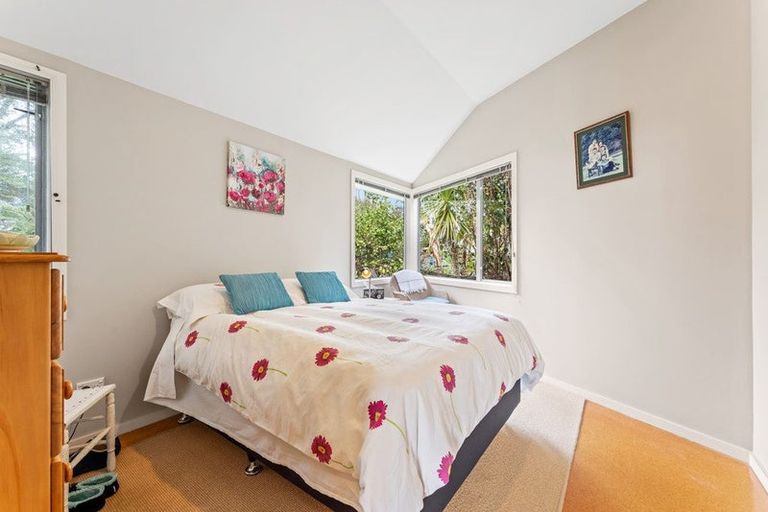 Photo of property in 17 Deerness Crescent, Algies Bay, Warkworth, 0920
