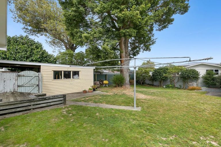 Photo of property in 8 Kentucky Street, Totara Park, Upper Hutt, 5018
