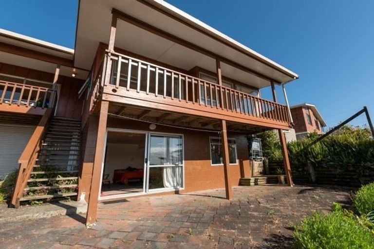 Photo of property in 7 Powells Road, Cable Bay, 0420