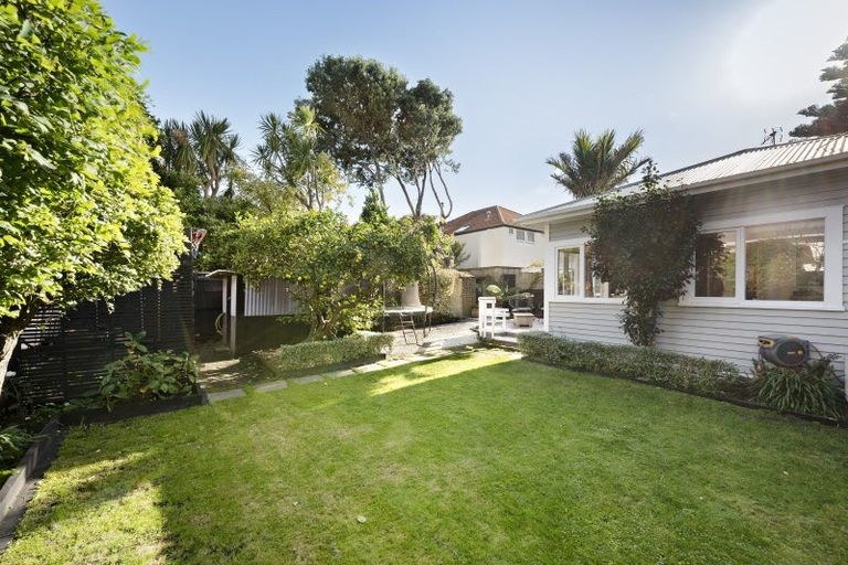 Photo of property in 3 Ngaio Street, Eastbourne, Lower Hutt, 5013