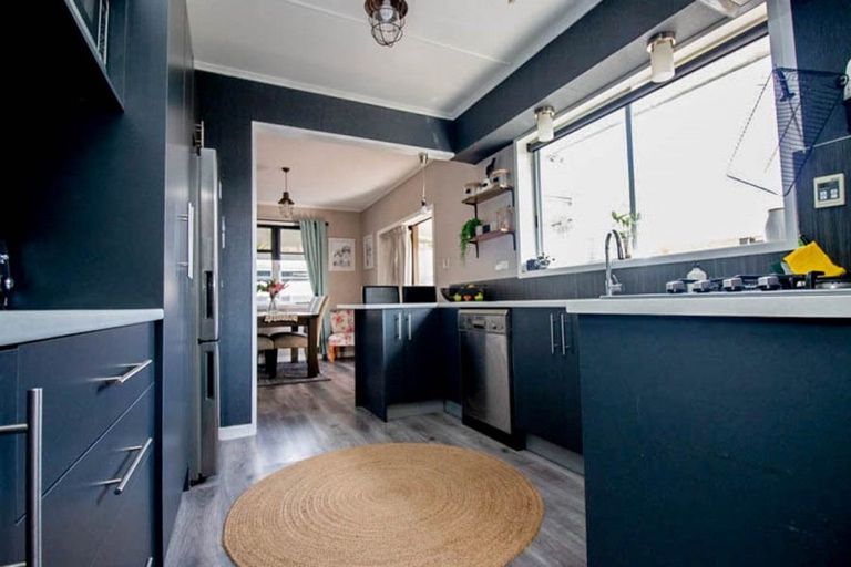 Photo of property in 10 Bush Street, Paeroa, 3600