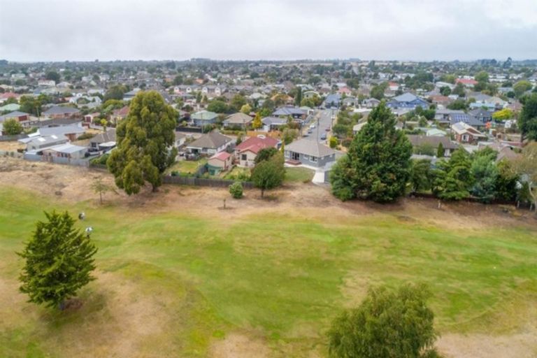 Photo of property in 17 Colac Street, Avondale, Christchurch, 8061