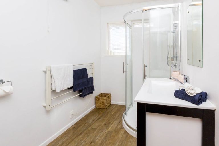 Photo of property in 1/15 Cecil Street, Clouston Park, Upper Hutt, 5018