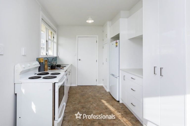 Photo of property in 52 Mary Crescent, Elderslea, Upper Hutt, 5018