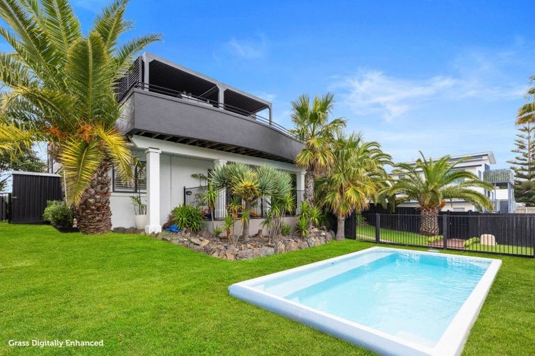 Photo of property in 1174 Papamoa Beach Road, Papamoa Beach, Papamoa, 3118