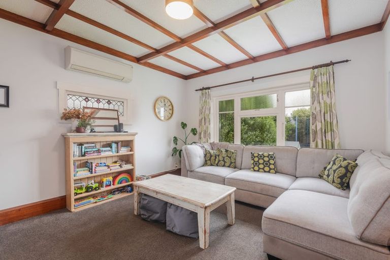 Photo of property in 12 Manson Street, Terrace End, Palmerston North, 4410