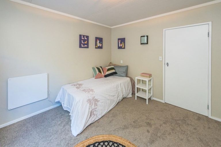 Photo of property in 121 Great North Road, Saint Johns Hill, Whanganui, 4501