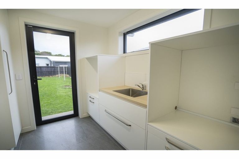 Photo of property in 4 Barker Place, Waikiwi, Invercargill, 9810