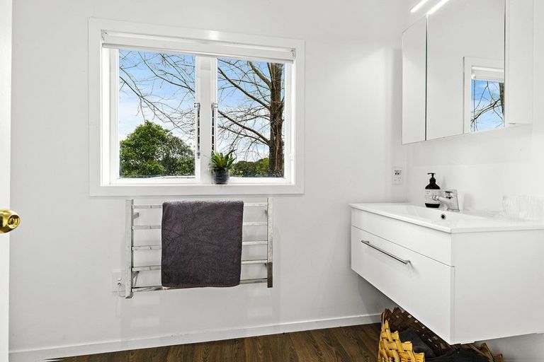 Photo of property in 63 Kaipara Flats Road, Warkworth, 0981