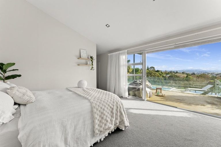 Photo of property in 4 Hillford Place, Welcome Bay, Tauranga, 3175