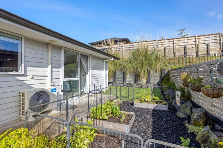 Photo of property in 12 Urumaraki Avenue, Helensville, 0800