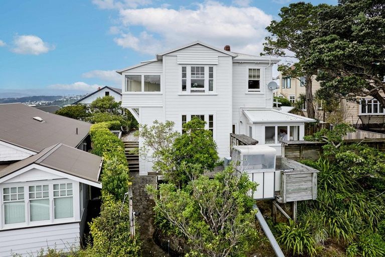 Photo of property in 39 Upland Road, Kelburn, Wellington, 6012