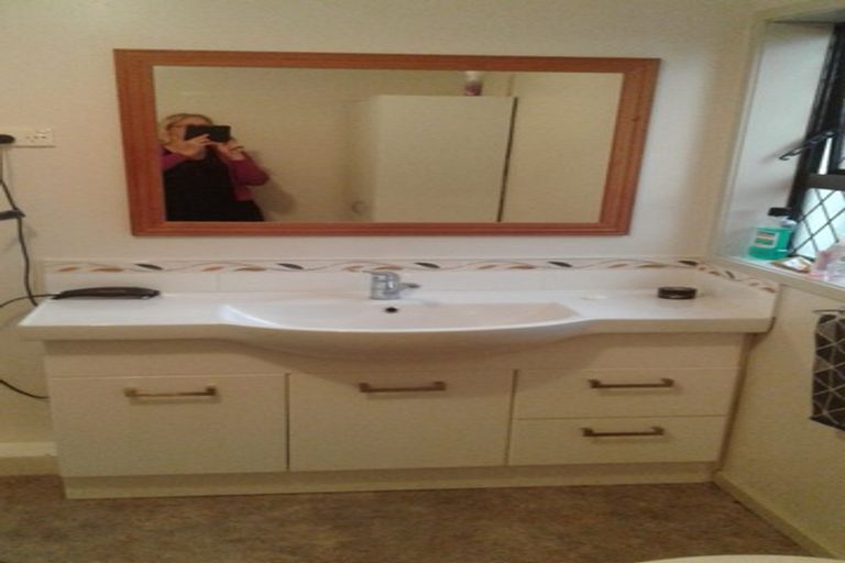 Photo of property in 5 Dovedale Place, Dinsdale, Hamilton, 3204