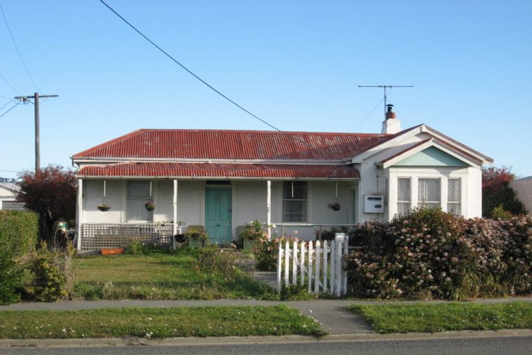 Photo of property in 17 Orwell Street, Oamaru, 9400