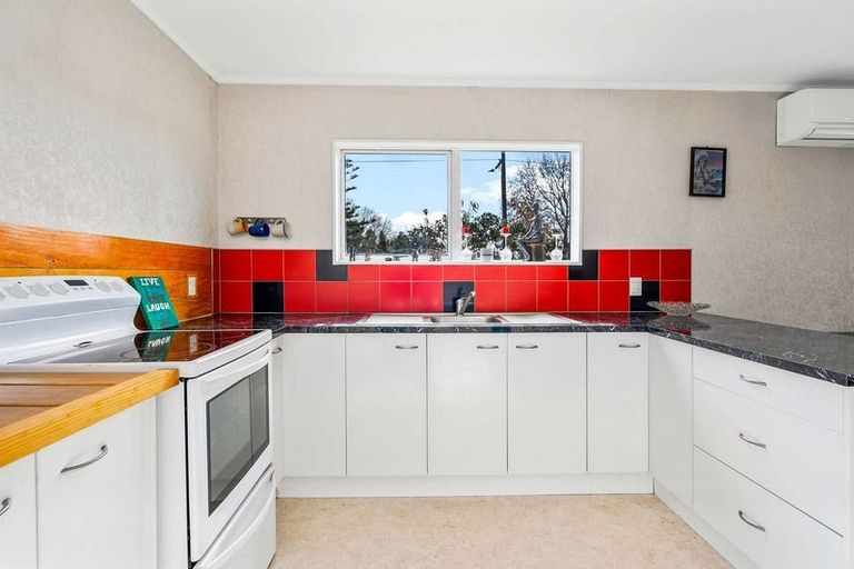 Photo of property in 47a Raurimu Avenue, Onerahi, Whangarei, 0110