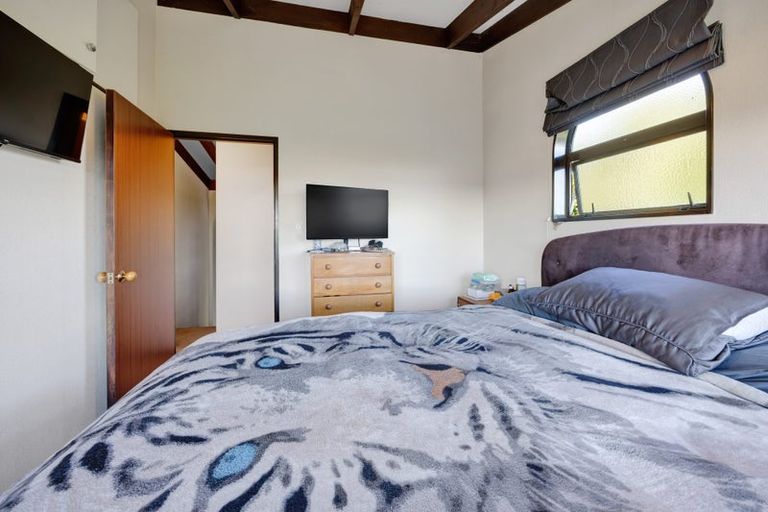 Photo of property in 8 Muggeridge Road, Manutahi, Patea, 4598