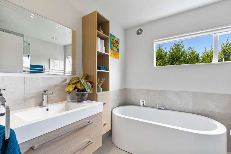 Photo of property in 2/38 Bayswater Avenue, Bayswater, Auckland, 0622