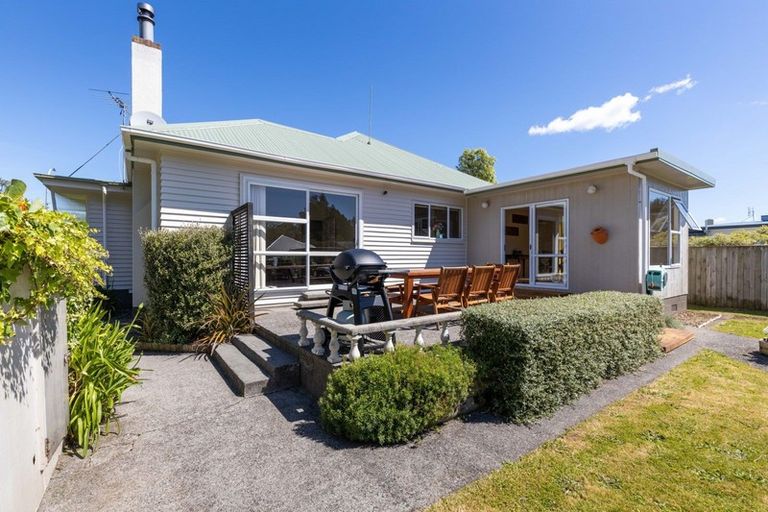 Photo of property in 29 Cornwall Street, Brooklands, New Plymouth, 4310