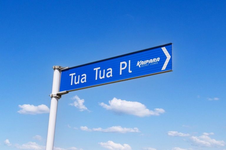 Photo of property in 6 Tua Tua Place, Baylys Beach, Dargaville, 0377