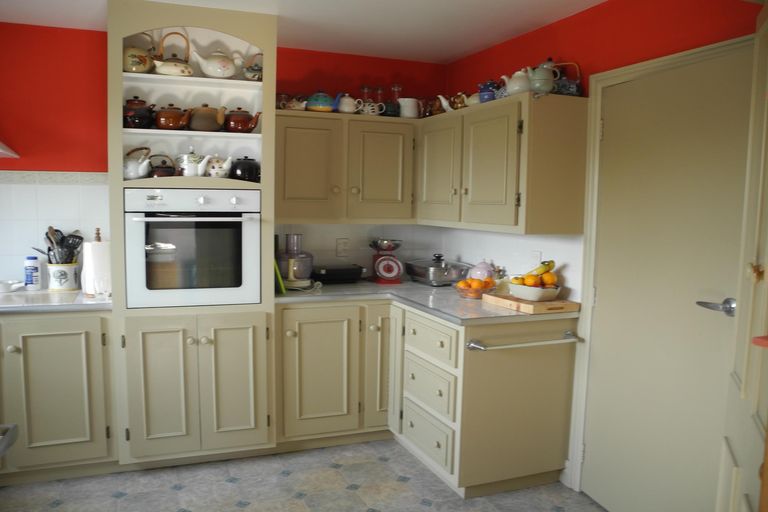 Photo of property in 12 Exeter Street, Waimate, 7924