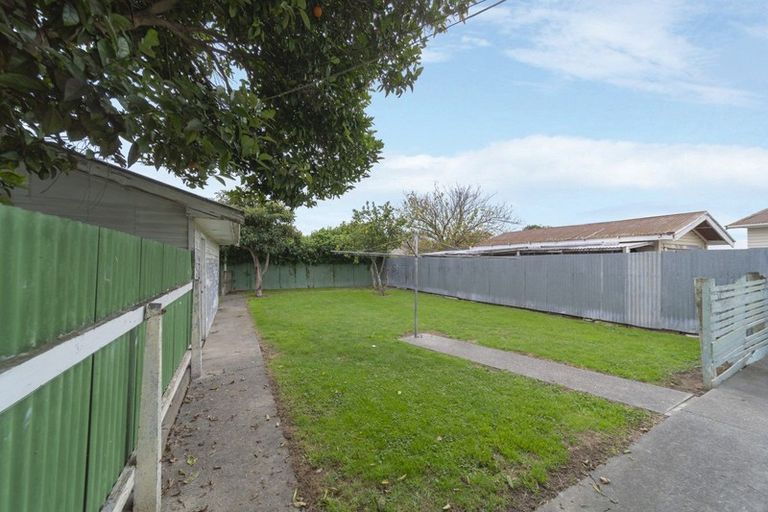 Photo of property in 10 Darwin Crescent, Maraenui, Napier, 4110