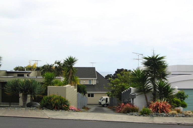 Photo of property in 14 Pacific Parade, Army Bay, Whangaparaoa, 0930