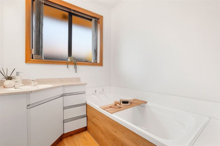 Photo of property in 30 Colligan Street, Upper Riccarton, Christchurch, 8041