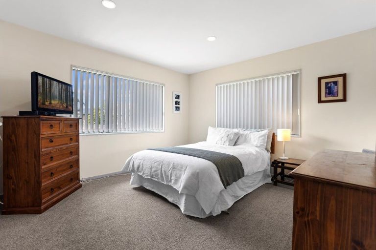 Photo of property in 7 Kalmia Dell, Mount Maunganui, 3116