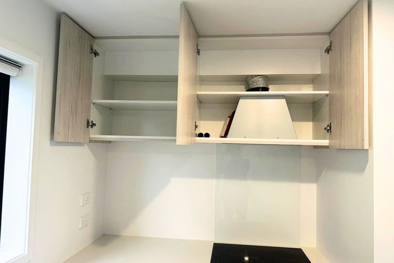 Photo of property in 2/14 Nova Place, Christchurch Central, Christchurch, 8011