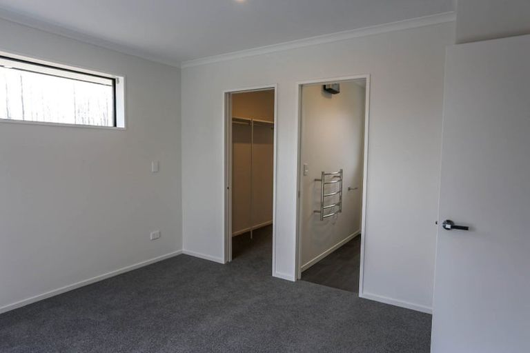 Photo of property in 9 Mcquillan Avenue, Woodend, 7610