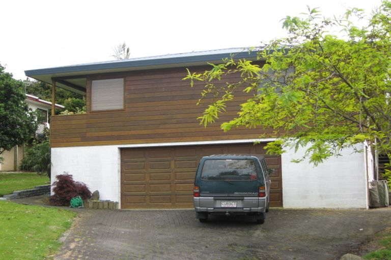 Photo of property in 5 Kenneth Hopper Place, Manly, Whangaparaoa, 0930