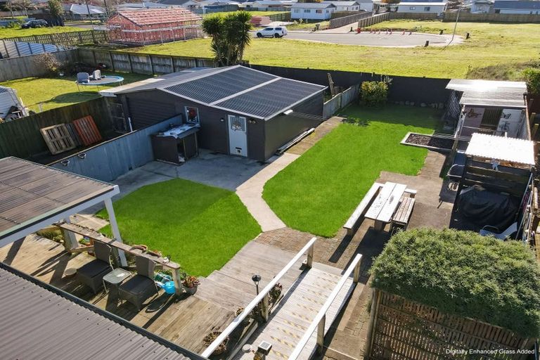 Photo of property in 6 Grenville Street, Levin, 5510