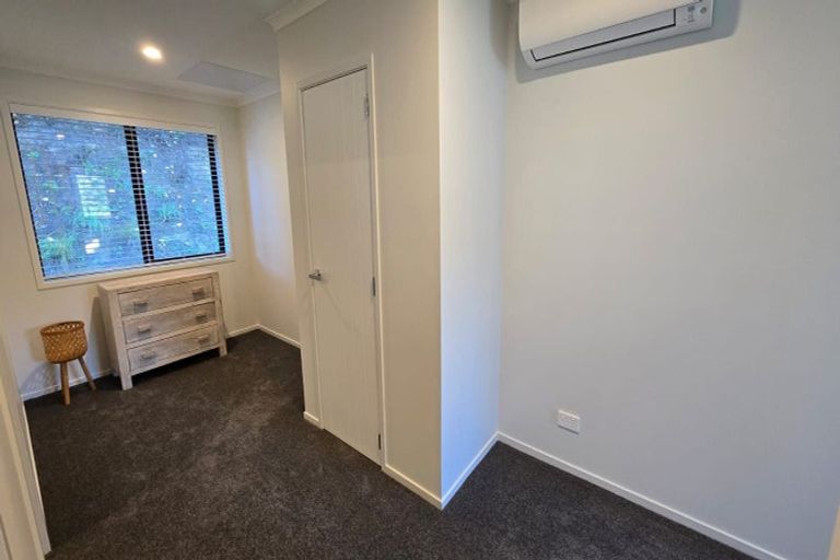 Photo of property in 52 Martingale Drive, Whitby, Porirua, 5024