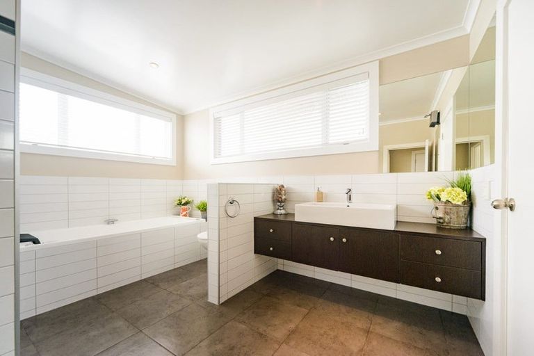 Photo of property in 2 Beau Lane, Feilding, 4702