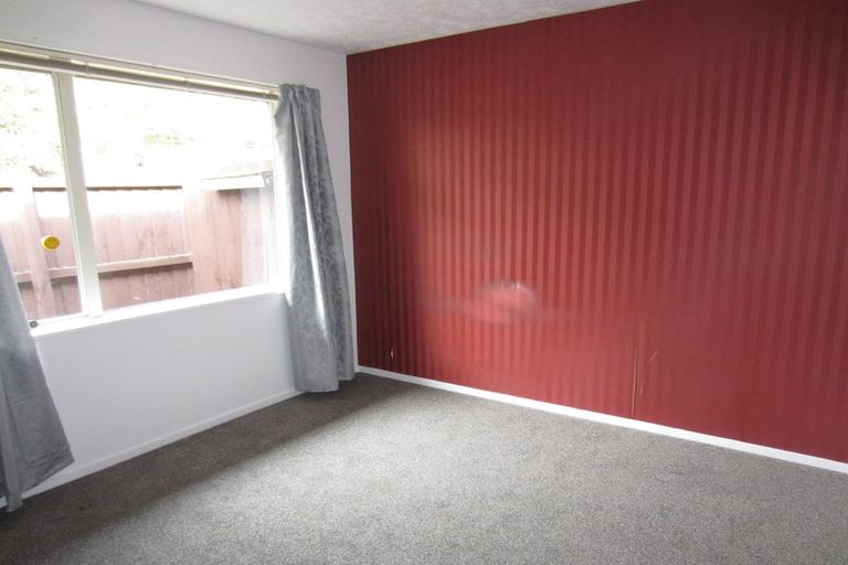 Photo of property in 2/50a Division Street, Riccarton, Christchurch, 8041