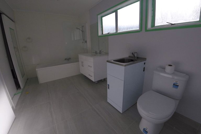 Photo of property in 10/41 Anzac Road, Browns Bay, Auckland, 0630