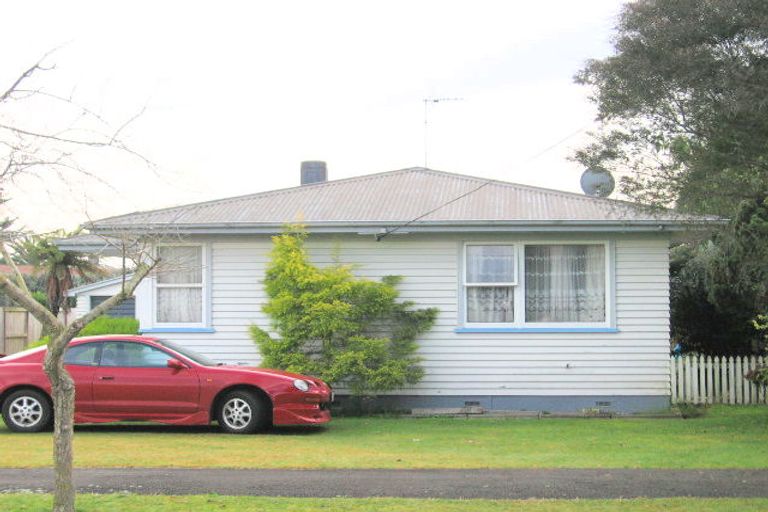 Photo of property in 35 Mears Road, St Andrews, Hamilton, 3200
