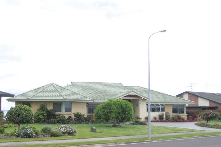 Photo of property in 104 Hamurana Road, Omokoroa, 3114