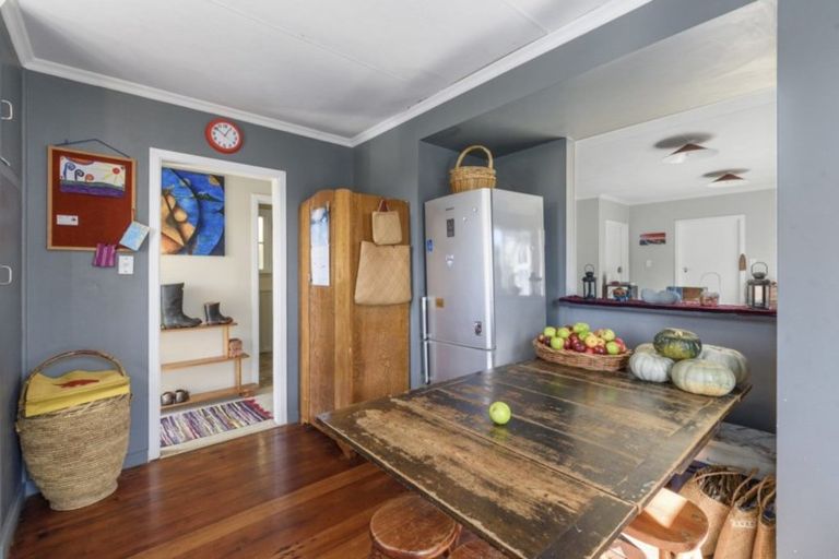 Photo of property in 57 Stout Street, Shannon, 4821