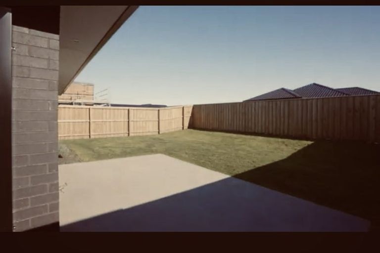 Photo of property in 35 Herridge Street, Woodend, 7691