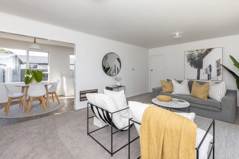 Photo of property in 2 Cabot Place, Flaxmere, Hastings, 4120