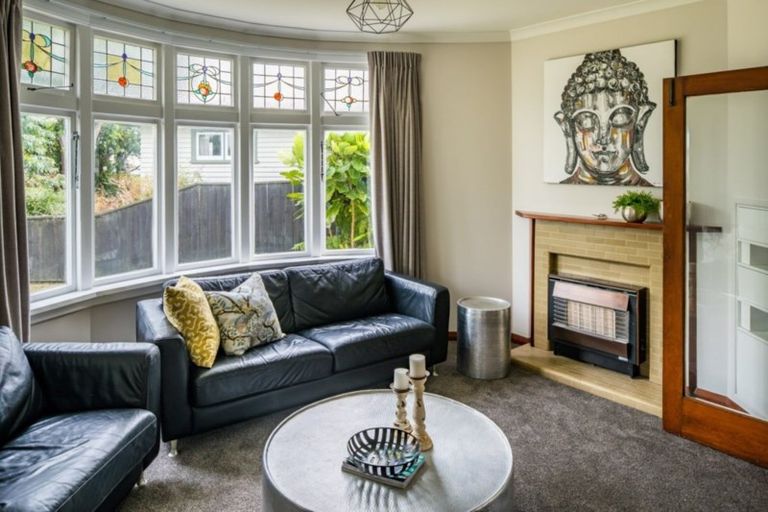 Photo of property in 27 Main Road, Titahi Bay, Porirua, 5022