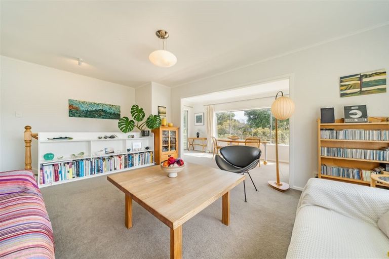 Photo of property in 93 Oroua Street, Eastbourne, Lower Hutt, 5013