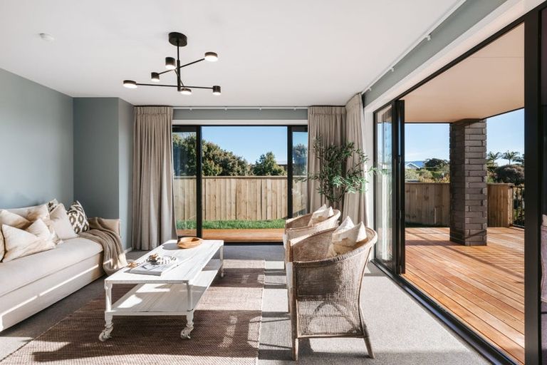 Photo of property in 11d Western Avenue, Omokoroa, 3114