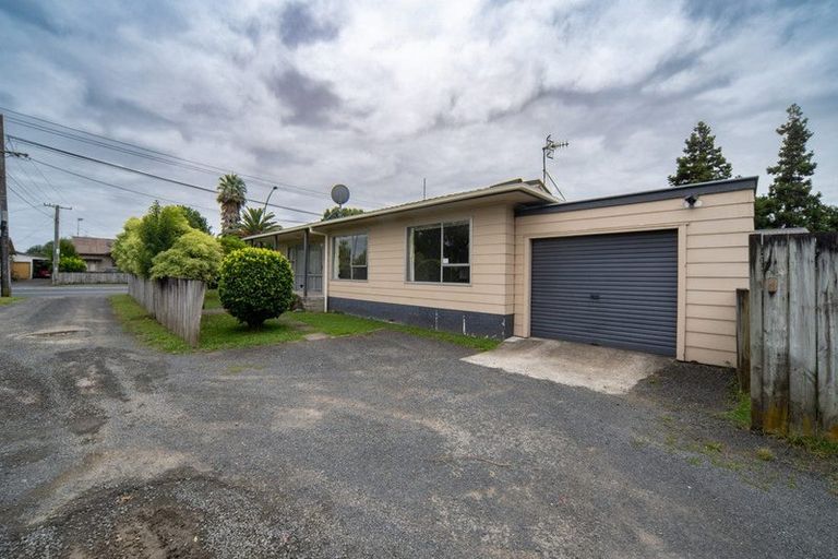 Photo of property in 15 Ellicott Road, Nawton, Hamilton, 3200