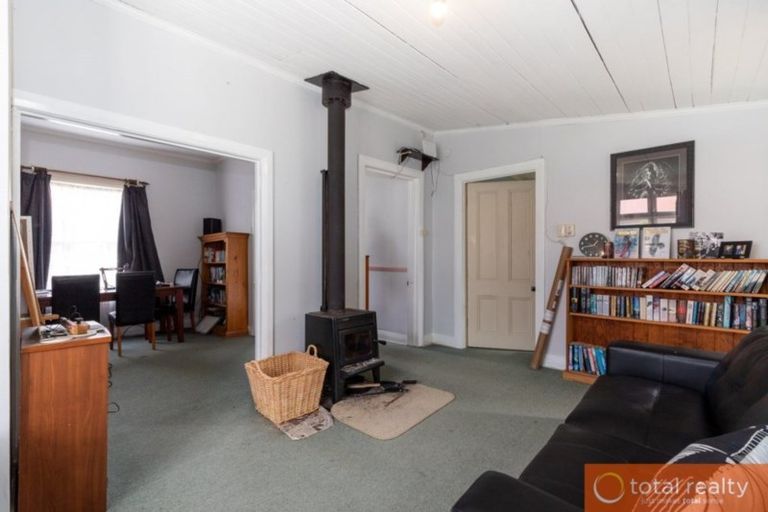 Photo of property in 61 Oxford Street, South Dunedin, Dunedin, 9012