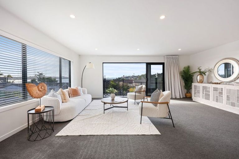 Photo of property in 114 Bramley Drive, Farm Cove, Auckland, 2012