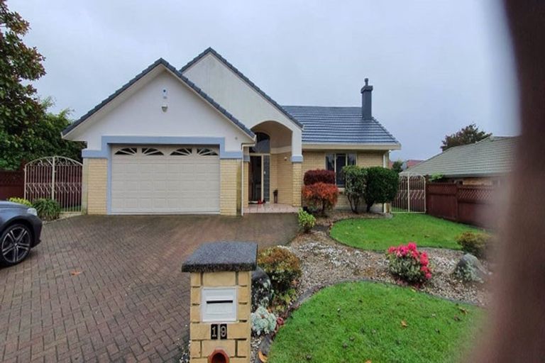 Photo of property in 19 Hoyte Place, Pukehangi, Rotorua, 3015