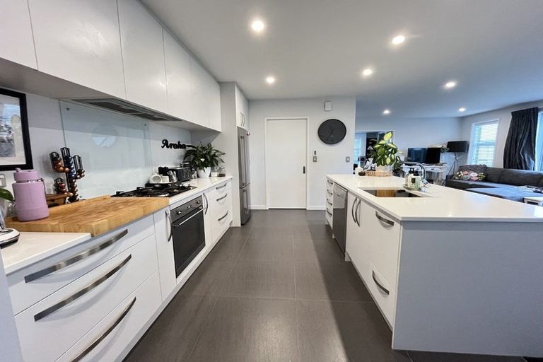 Photo of property in 16 Radcot Drive, Rolleston, 7615